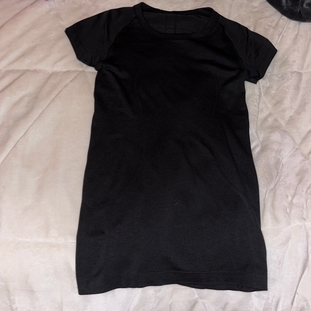 lululemon swiftly tech black